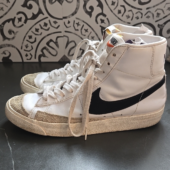 Nike Blazers High-Top Sneakers in White and Tan - Picture 4 of 8